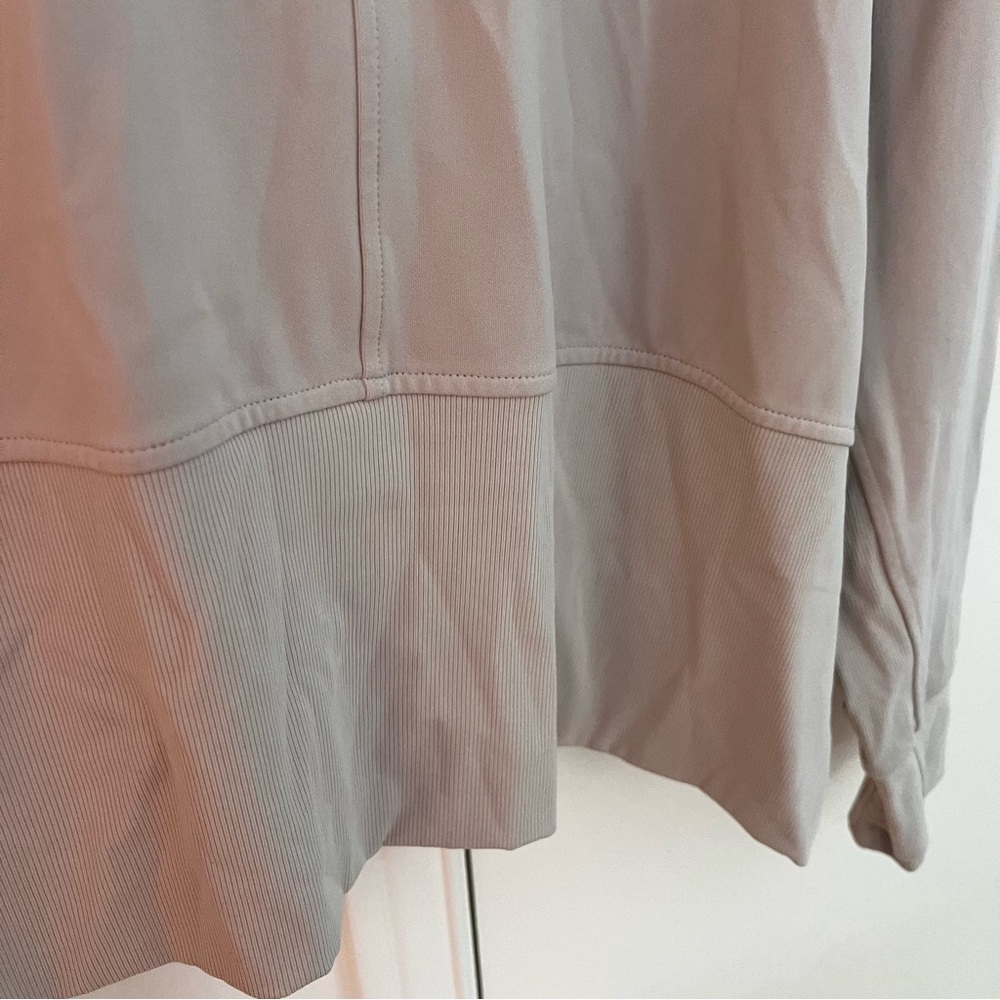 NWOT Athleta Mission Hoodie Abalone Grey Size XL - Picture 10 of 10